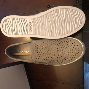 Vionic slip ons